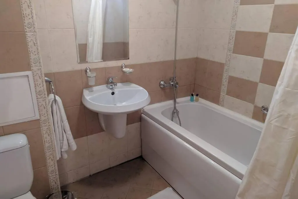 Royal Sun, 6 People, 600 M From The Sea Apartman Napospart 0*,