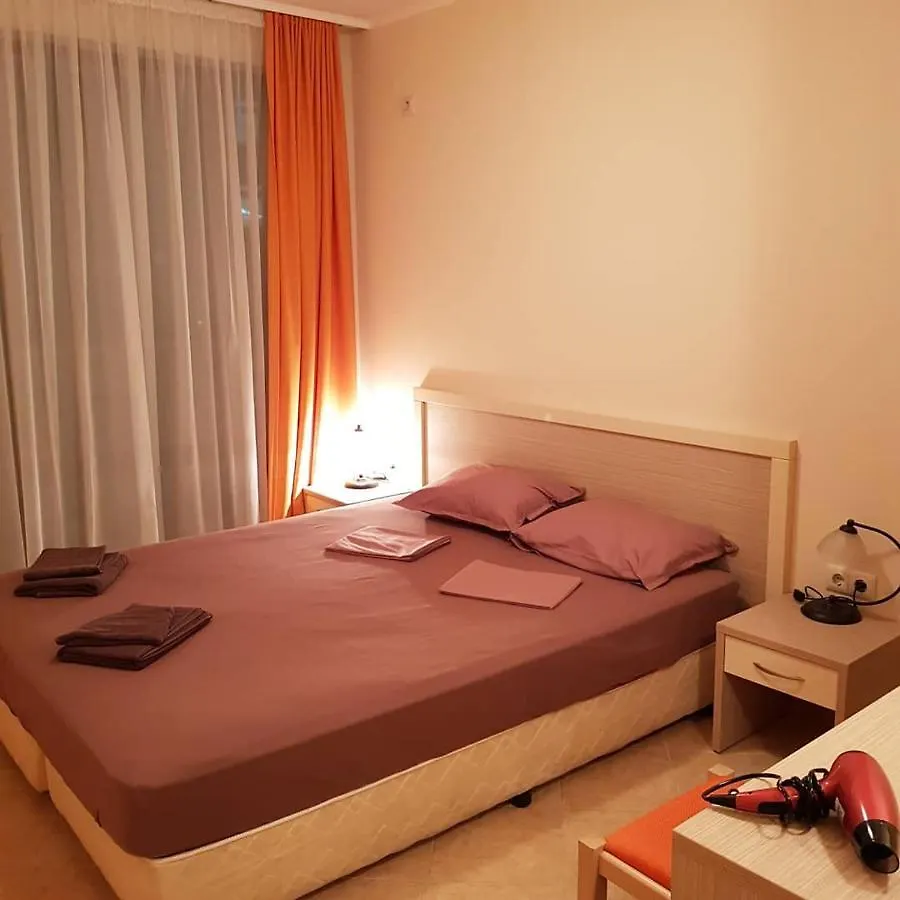 Royal Sun, 6 People, 600 M From The Sea Apartment Sunny Beach